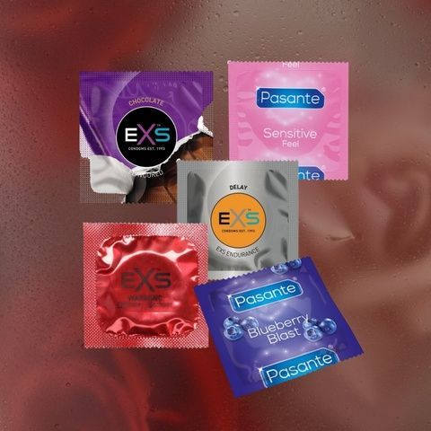 Набір Party Nigh: EXS Chocolate Flavoured - 20 шт, EXS Delay - 6 шт, EXS Warming - 13 шт, Pasante Taste Blueberry - 12 шт, Pasante Ultra Sensitive Touch - 15 шт MM2299 фото