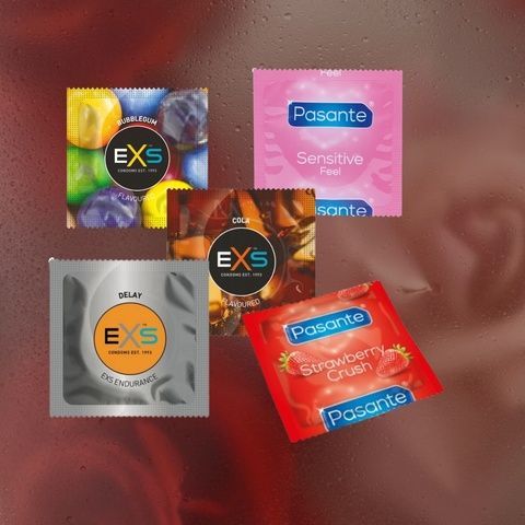Комплект: EXS Bubblegum Flavoured ароматизовані - 10 шт, EXS Cola Flavoured ароматизовані - 4 шт, EXS Delay пролонгуючі - 16 шт, Pasante Taste Strawberry - 8 шт, Pasante Ultra Sensitive Touch - 4 шт MM2523 фото