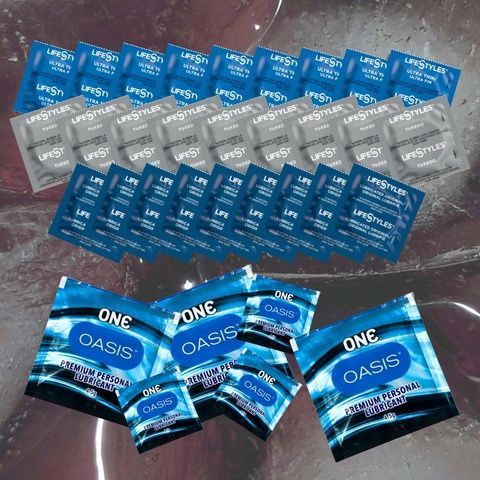 Набір з 33 (LifeStyles Ultra Lubricated &ndash; 9 шт., LifeStyles Tuxedo Black &ndash; 9 шт., LifeStyles Ultra Thin &ndash; 9 шт., ONE Oasis 3 г &ndash; 6 шт.) MM1948 фото
