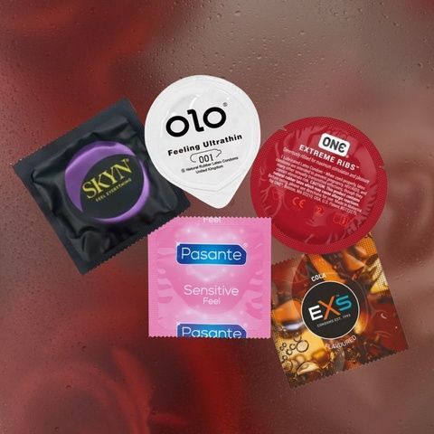 Набір: EXS Strawberry Flavoured ароматизовані 8 шт.; Pasante Ultra Sensitive Touch ультратонкі, 6 шт.; EXS Delay, 4 шт.; ONE Extreme Ribs ребристі 1 шт. MM27041 фото