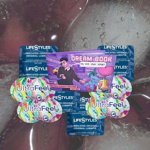 Набір з книжечки та 8 виробів (Dream book та ONE Ultra Feel (4 шт.), LifeStyles Ultra Lubricated (4 шт.)) MM1961 фото
