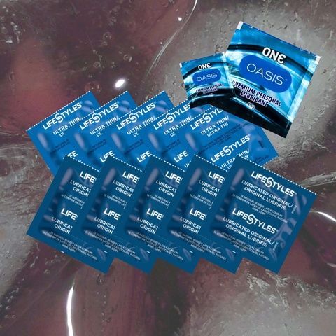 Маленький набір (LifeStyles Ultra Thin &ndash; 5 шт., LifeStyles Ultra Lubricated &ndash; 5 шт., ONE Oasis 3 г &ndash; 2 шт.) MM1964 фото