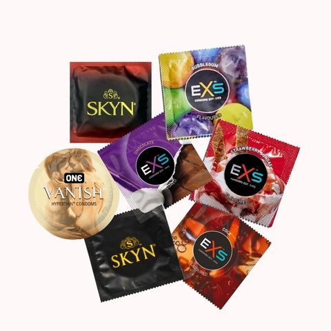 Набір EXS + Skyn безлатексні + ONE &ndash; 35 шт: EXS Bubblegum Flavoured ароматизовані 5 ш, EXS Chocolate Flavoured 5 шт. EXS Cola Flavoured 5 шт., EXS Strawberry Flavoured 5 шт., Skyn Intense Feel (безлатексні ребристі) - (ароматизовані, безлатексні, ультрато MM2644 фото