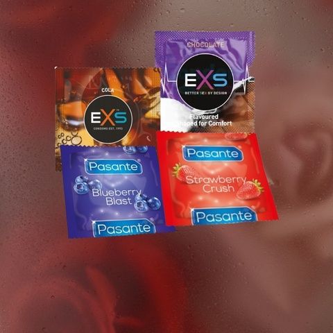 Набір: Sweet Cola: EXS Chocolate Flavoured - 13 шт, EXS Cola Flavoured - 18 шт, Pasante Taste Blueberry - 13 шт, Pasante Taste Strawberry - 17 шт MM2304 фото
